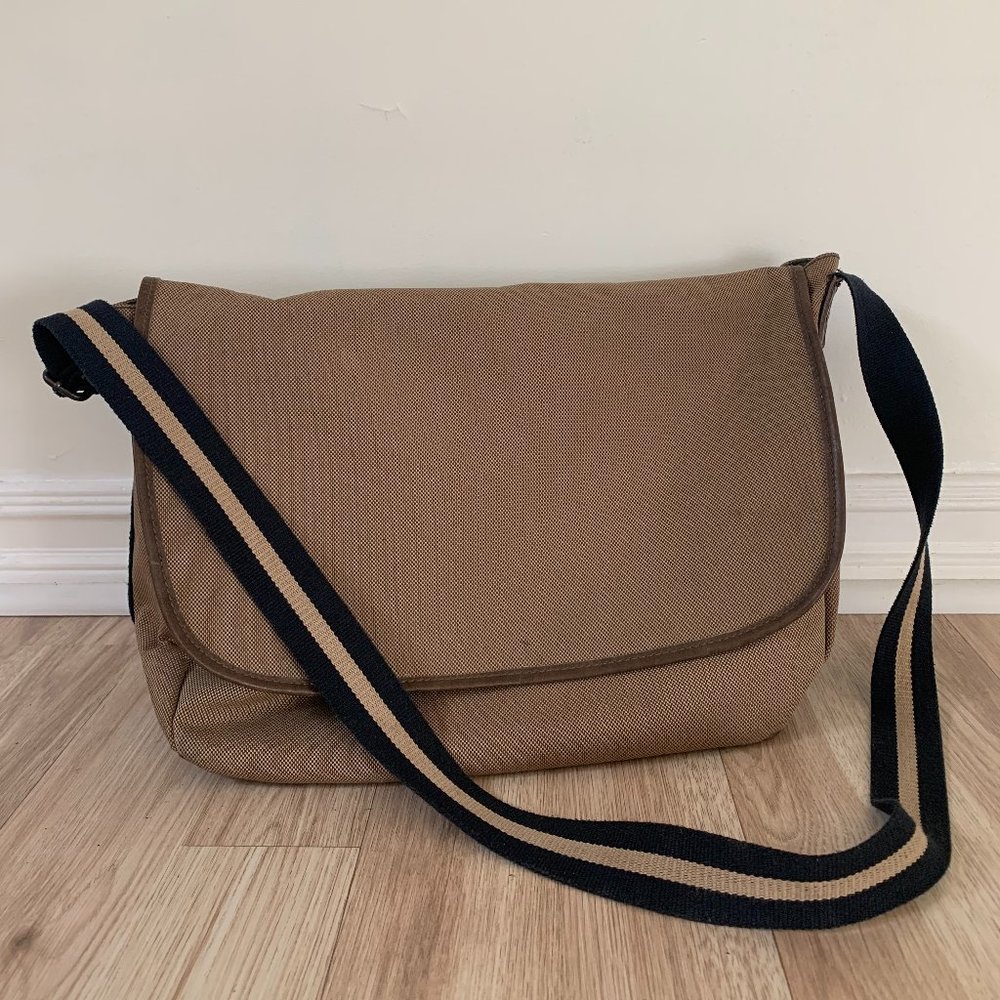 Vintage GAP Canvas Messenger Bag